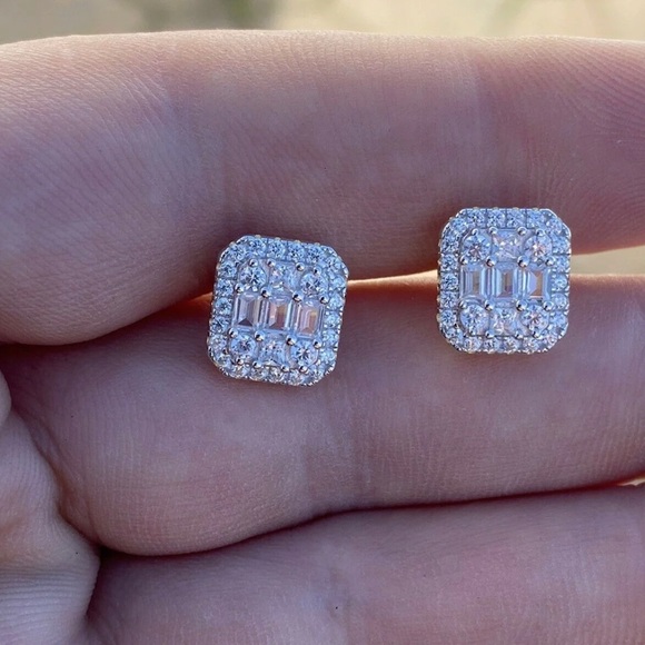 ✨Sparkling Square Studs✨ - Picture 5 of 7